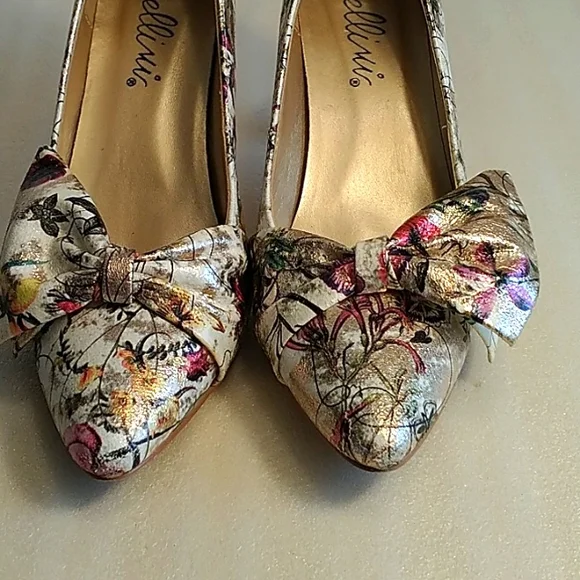 Bellini Women's Floral Gold Pumps Size 7.5M - Picture 5 of 9